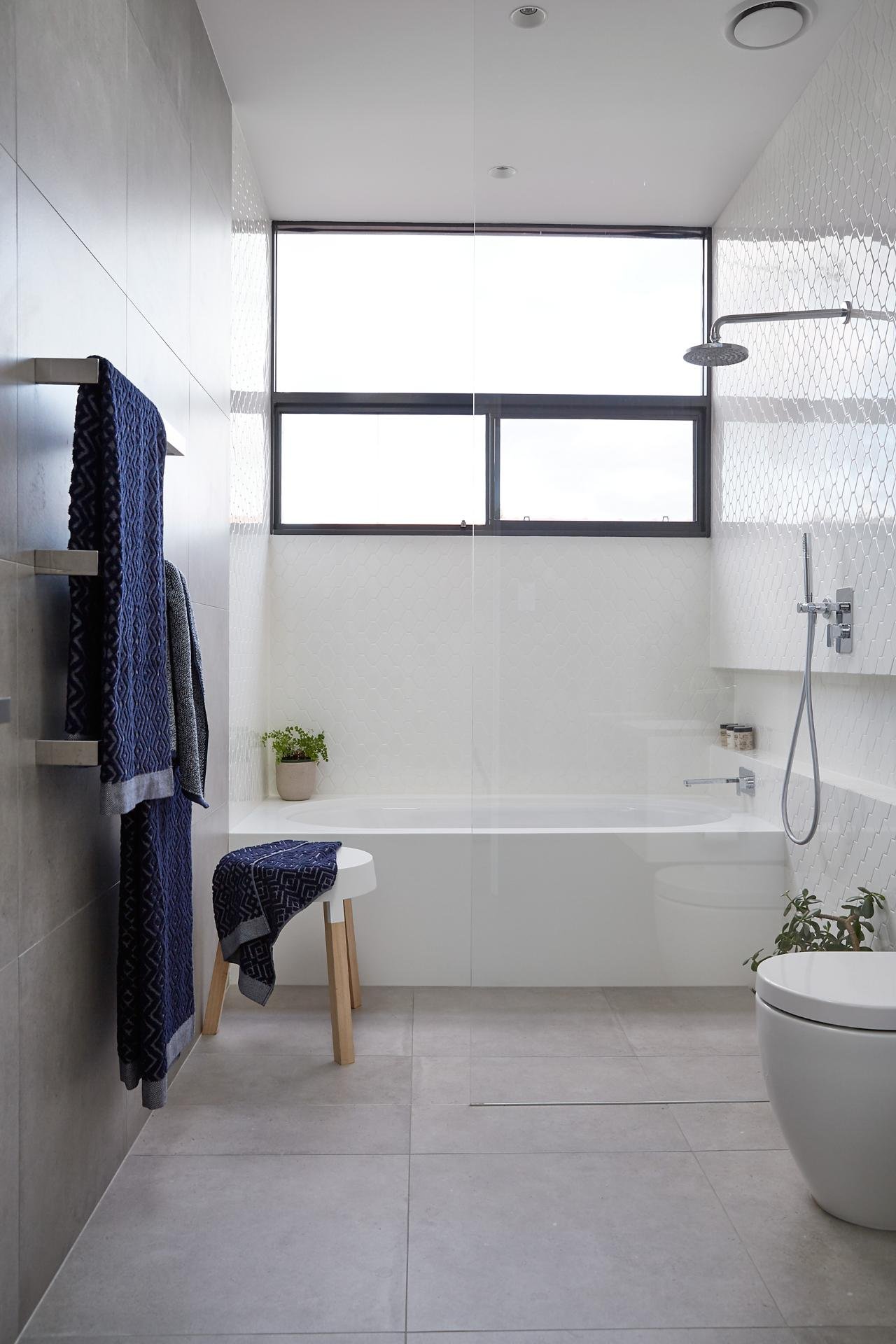 170518_Barlas_Eastgardens_Bathroom_140.jpg