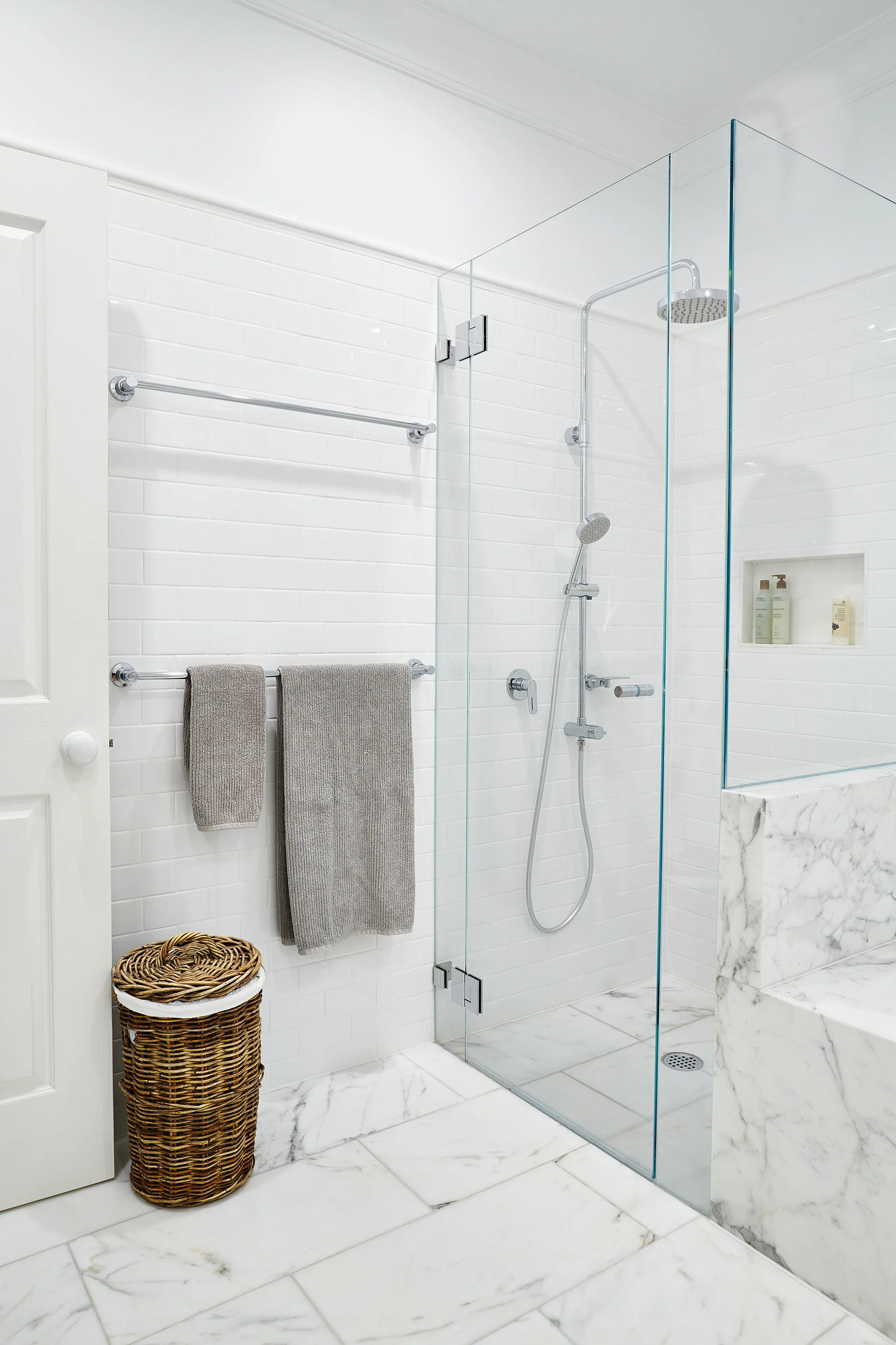 DB-Campbell-Turramurra_Bathroom2_033.jpg
