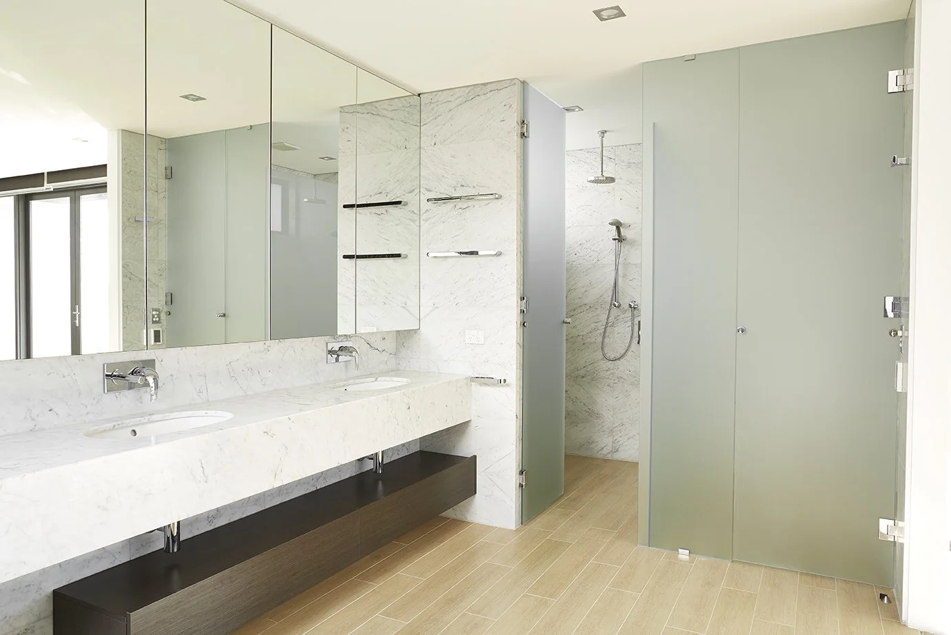 DB Mosman_MasterBedroomEnsuite_217.jpg