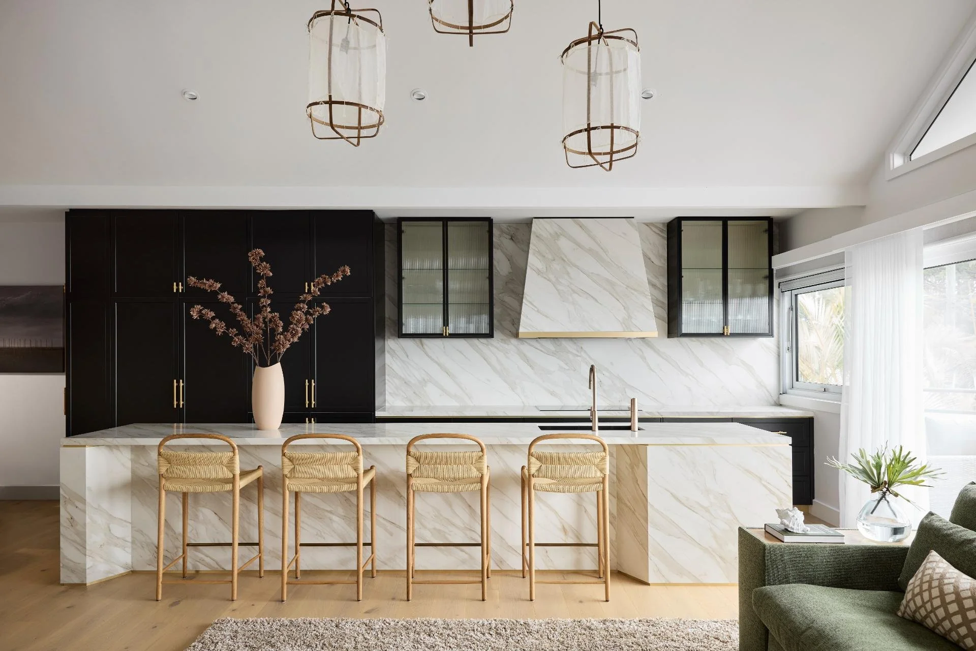 terrigal kitchen lights off.jpg