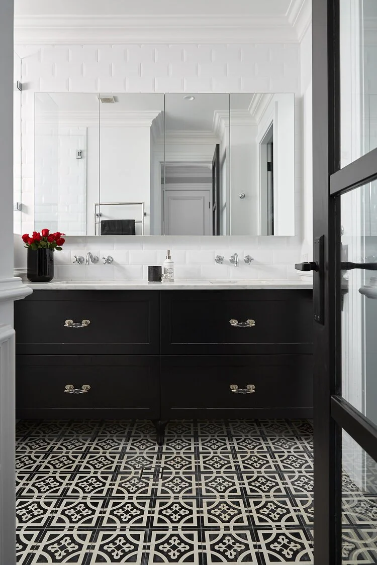 170523_Tarlington_HuntersHill_Bathroom_051.jpg