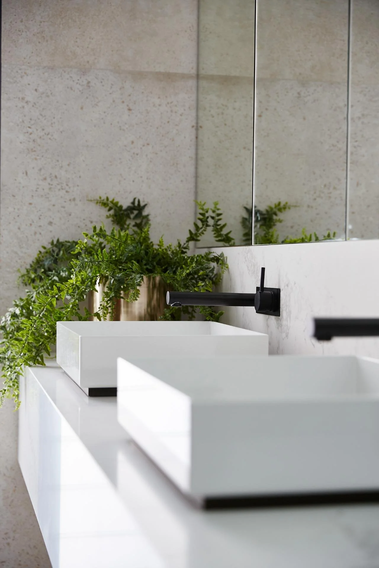 170518_Barlas_Eastgardens_Ensuite_098.jpg
