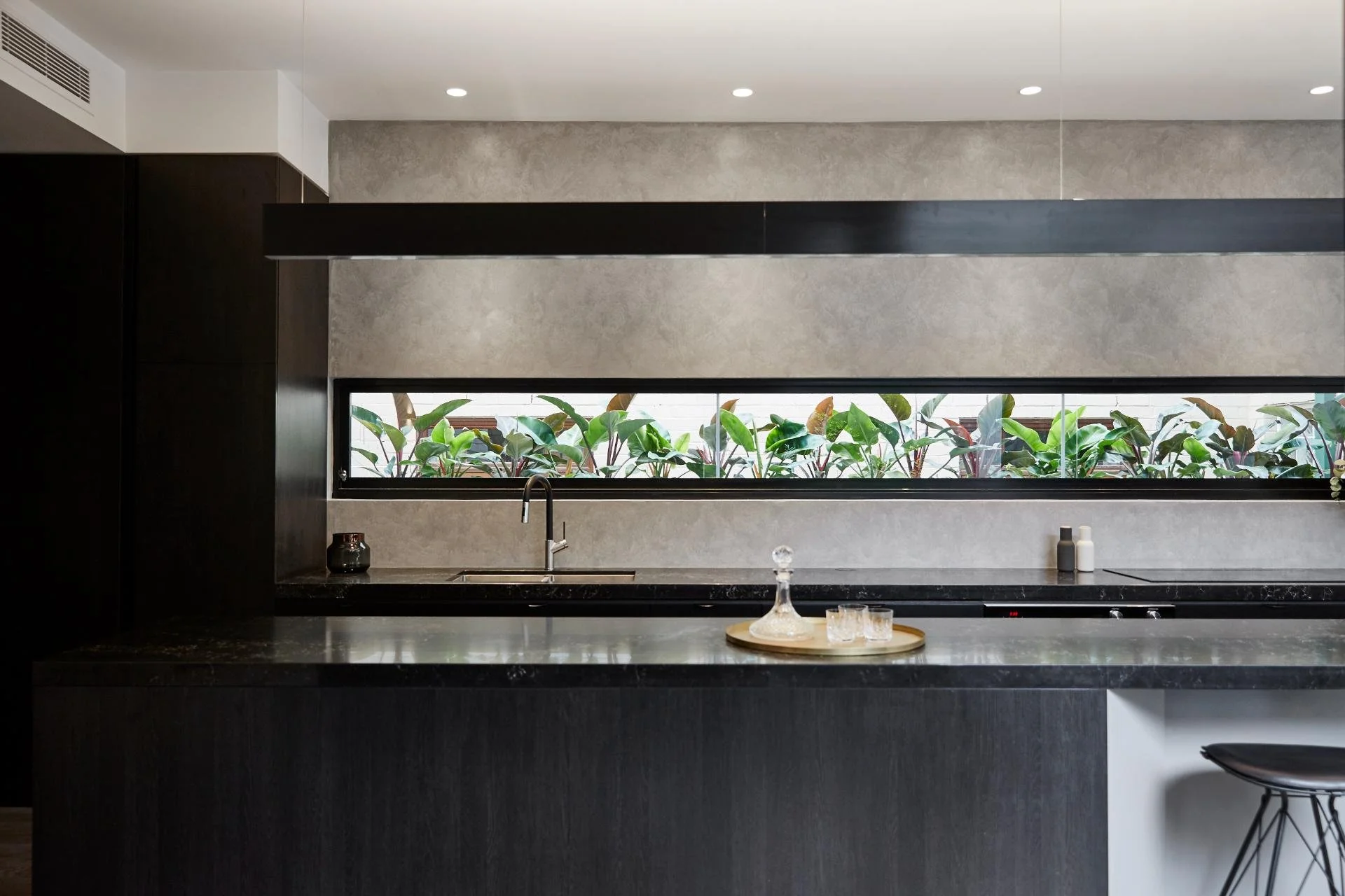 170227_21StJamesRd_Kitchen_025.jpg