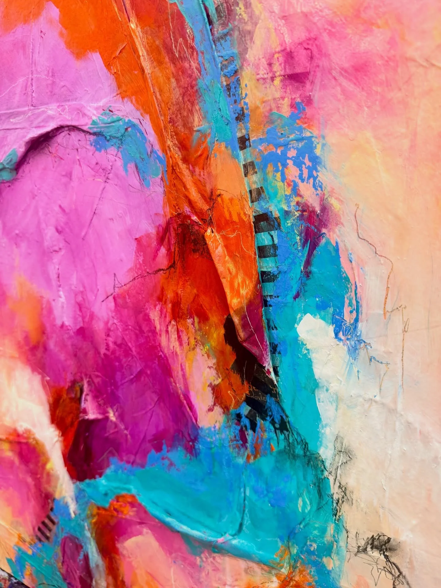 Doing a little re-working today&hellip;

#artcollector #artofvisuals #texture #boldcolors #femaleartist