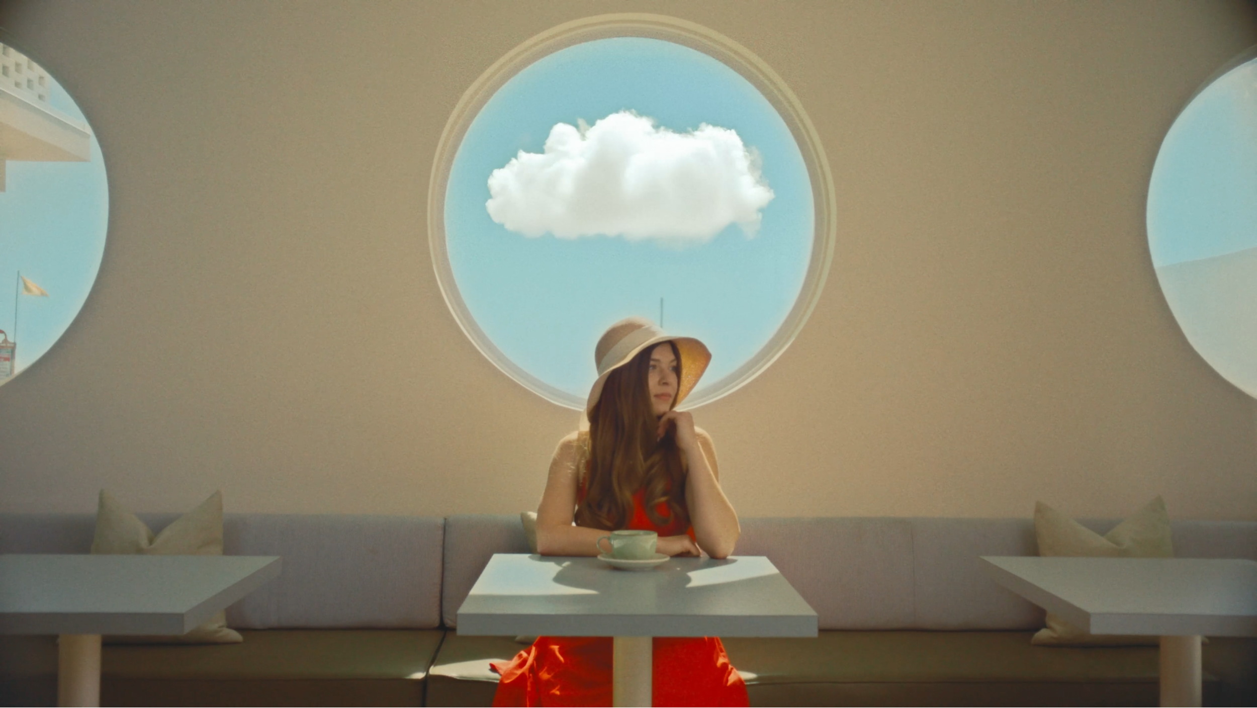 Hotel Lucine Thumbnail 02.png