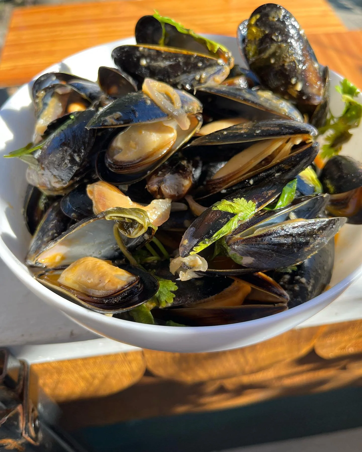 mussels onion hers.jpg