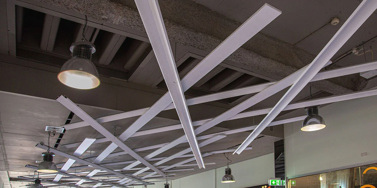  Suspended ceiling assembly 