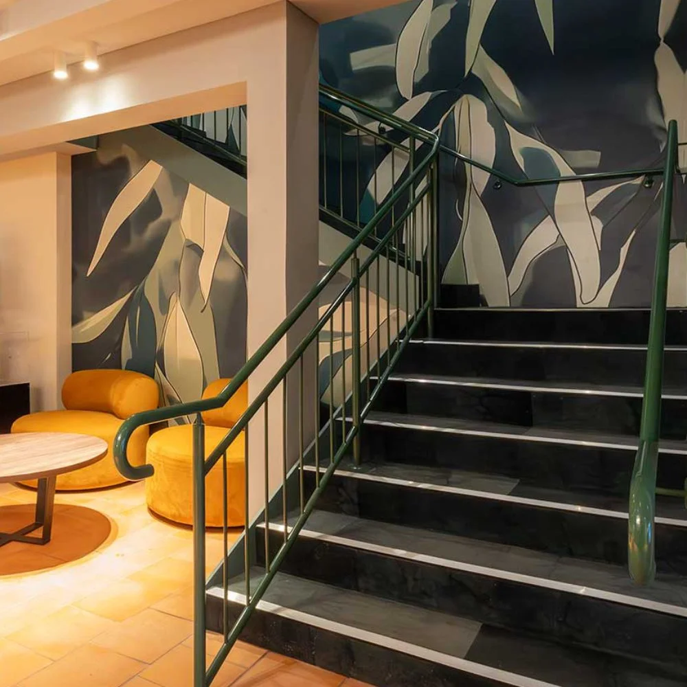 TWO-STOREY WALLPAPER MURAL