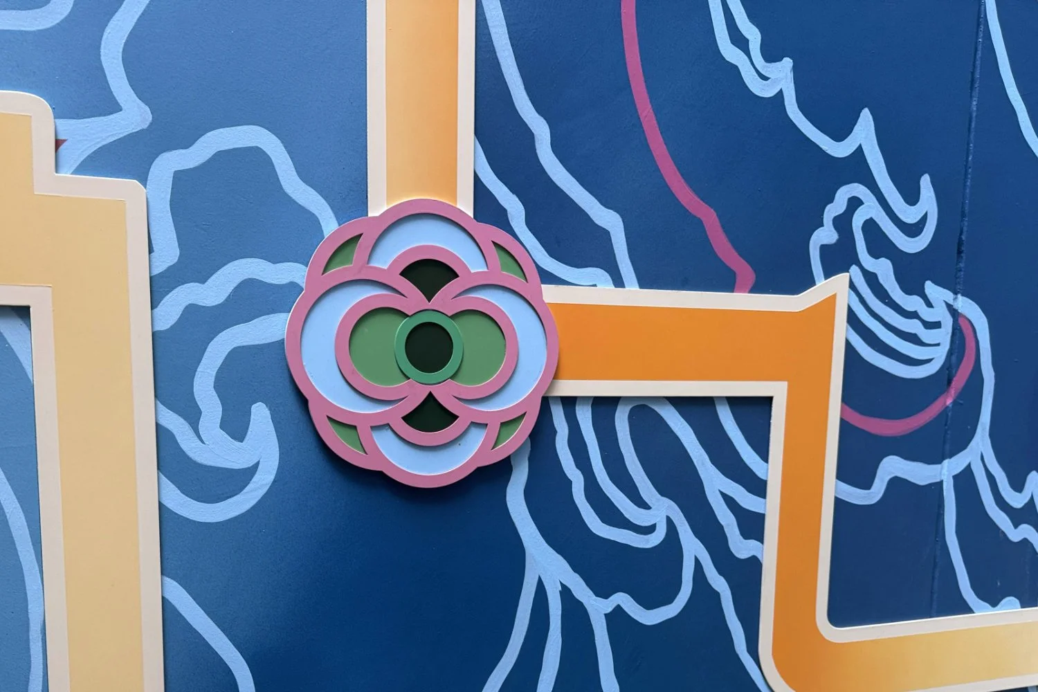 chris-yee-mural-laser-cut-motif.jpg