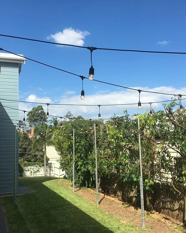 Flashback to one of the first installs using our new Teardrop festoon for a backyard birthday party before COVID restrictions came barreling in. Nice touch! High five to Dylan, one of our faithful team members who looked after this installation. Very well done! 👏🏻🥳
&bull;
&bull;
#festoonhire #teardropfestoon #partylighting #lightinghire #brisbane