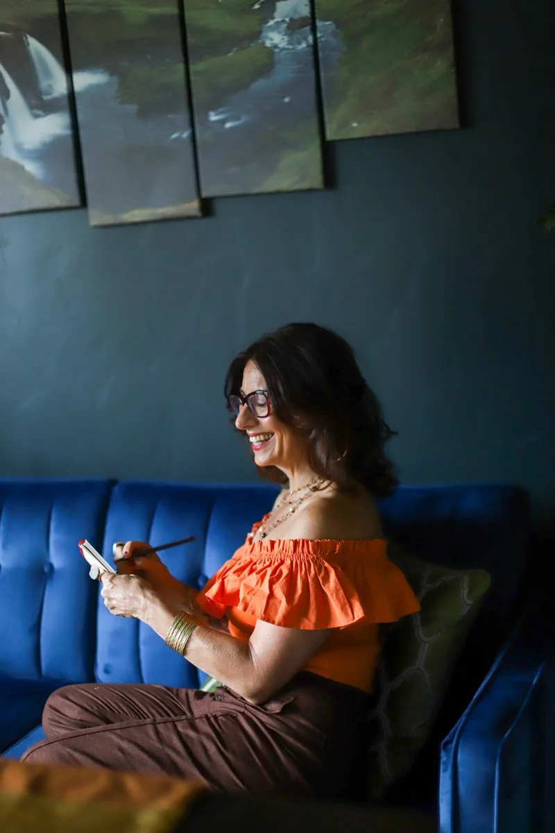 Hypnosis for Bringing a Fresh Perspective to Money