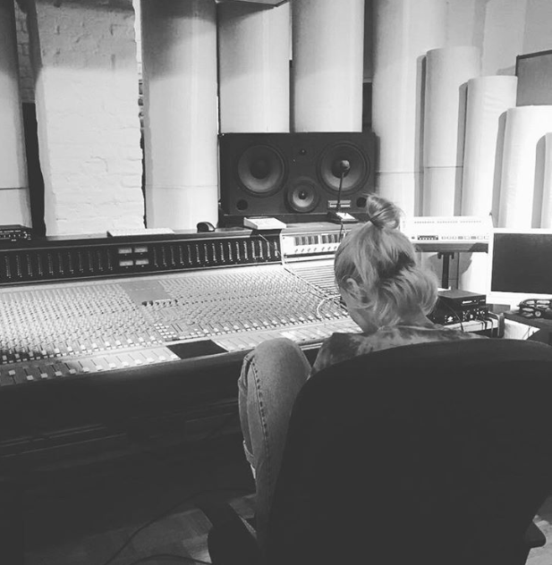 jane studio .png