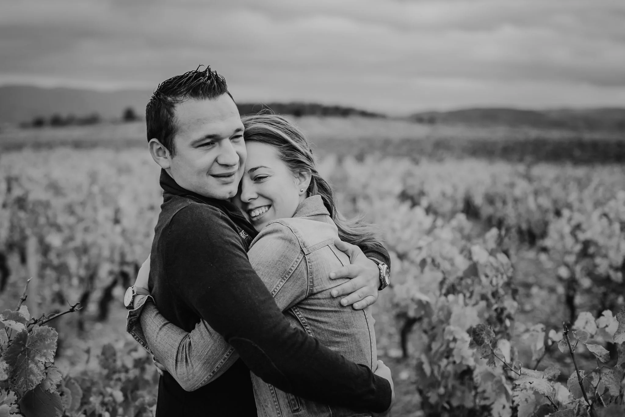 couple-vignes-beaujolais-automne-2.jpg
