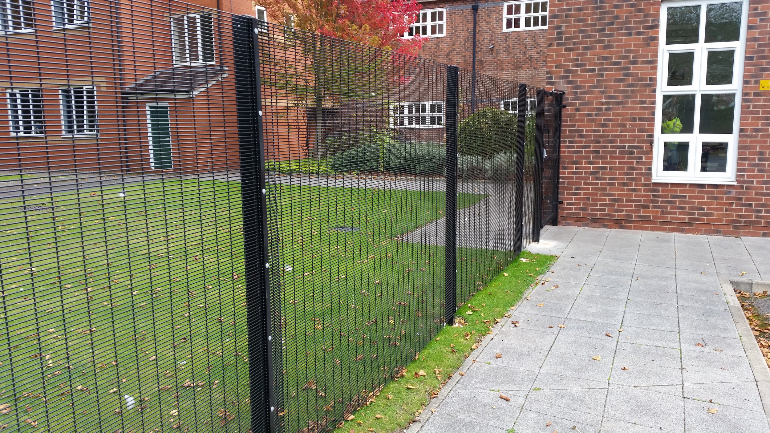   Security Fencing Manchester    0161 298 1330     Click To Call   