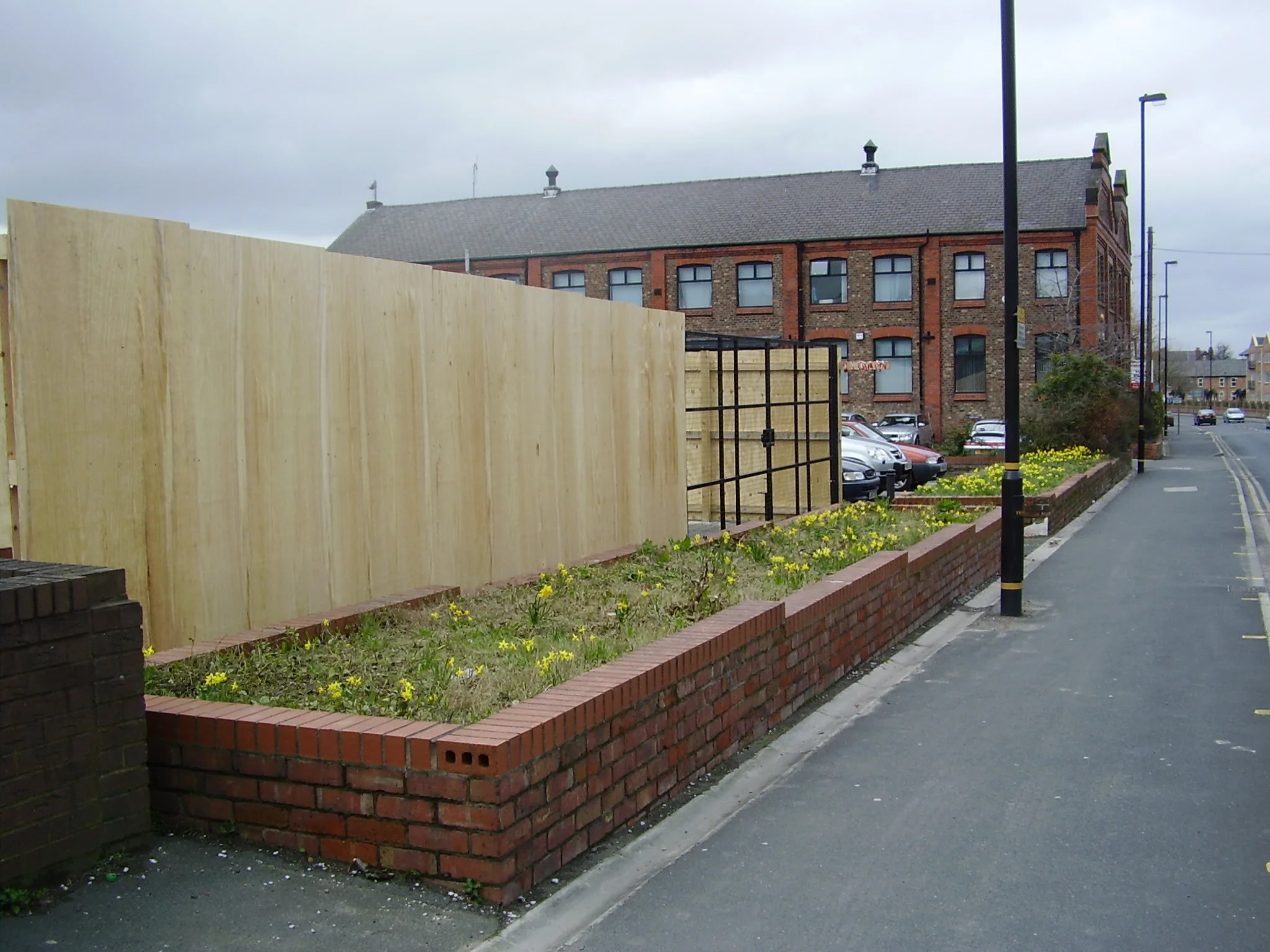 dividing brick wall Between  ATS and Compund 036.jpg