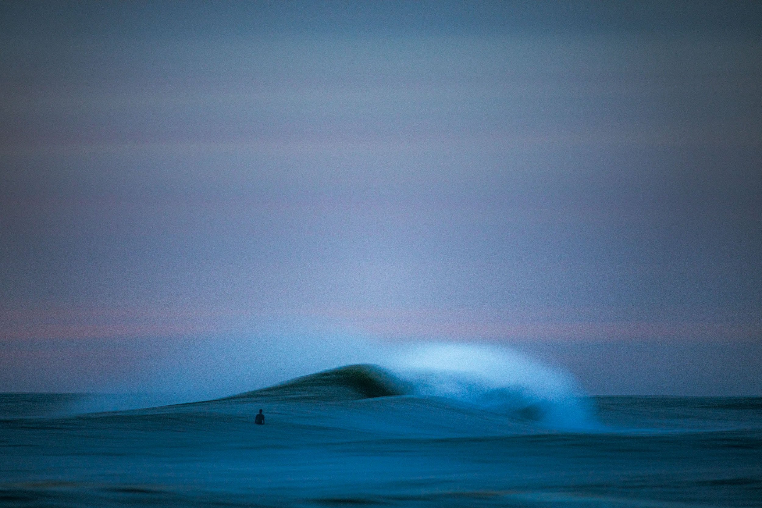 Solo Wave Blue Hour_1.jpg