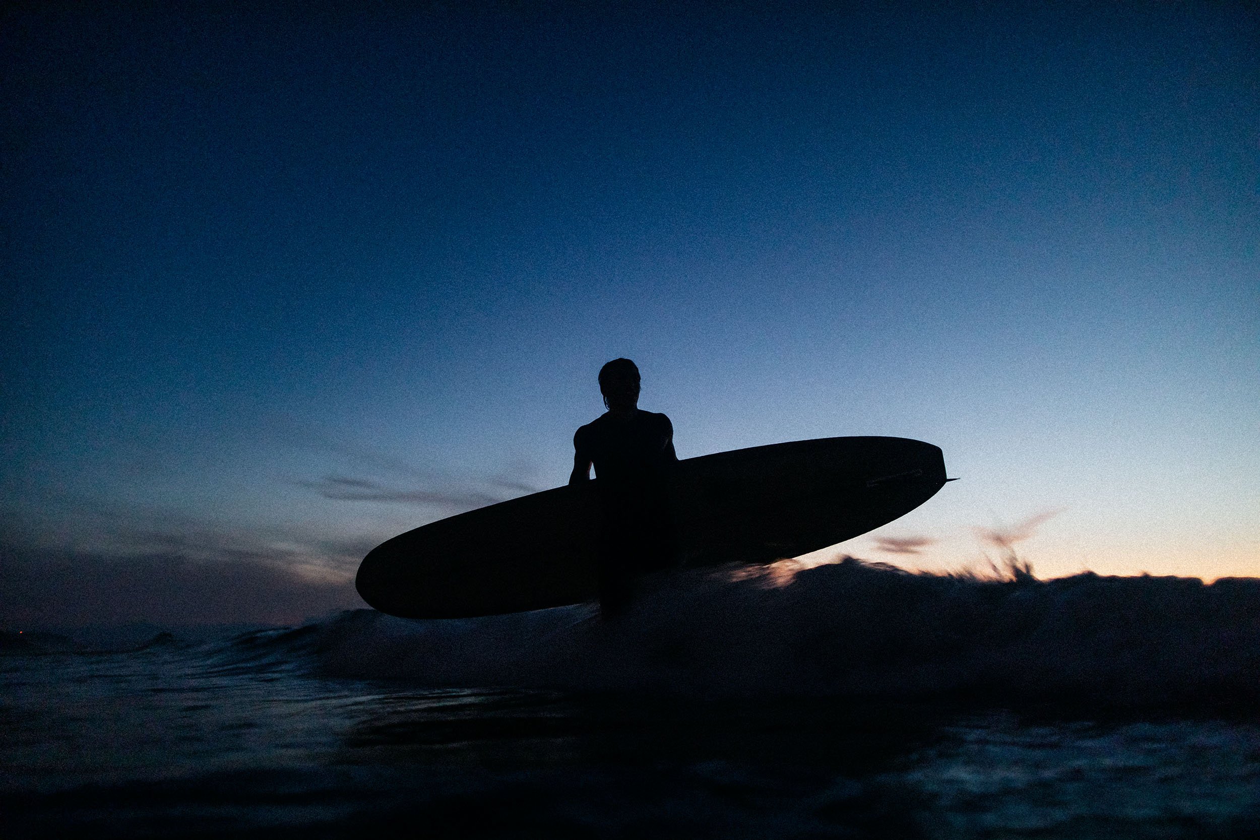 Bluehour silhouette 1.jpg