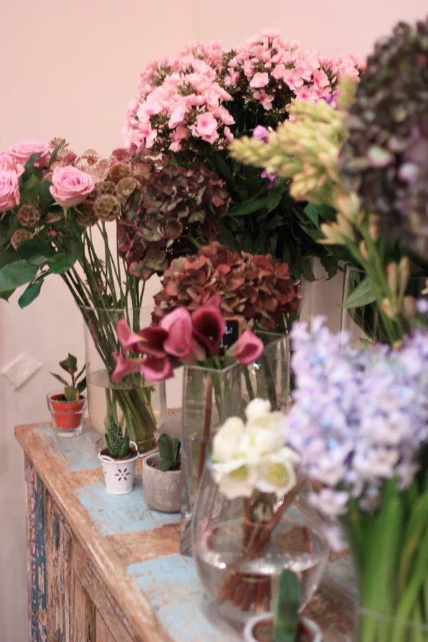LOVEly Flowershop: Roses by Claire in Paris