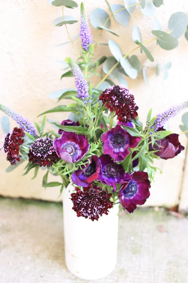 monochrome bouquet: purple!