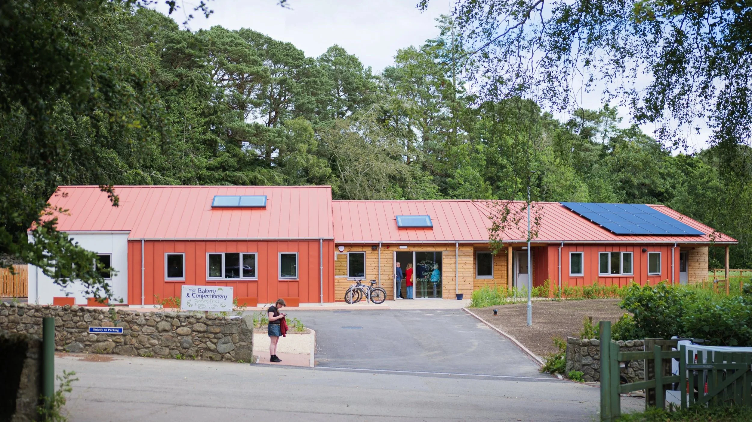 CAMPHILL+BAKERY+%26+CONFECTIONERY_-23.jpg