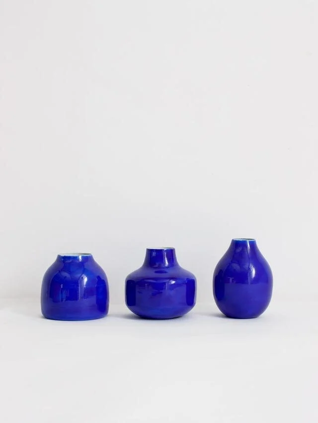 Bohemia-Enamel-Bud-Vase-Trio-Cobalt_640x.progressive.jpg