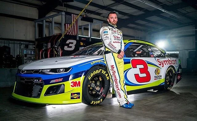 Night Mode engaged....π #Partner #UnderTheLights