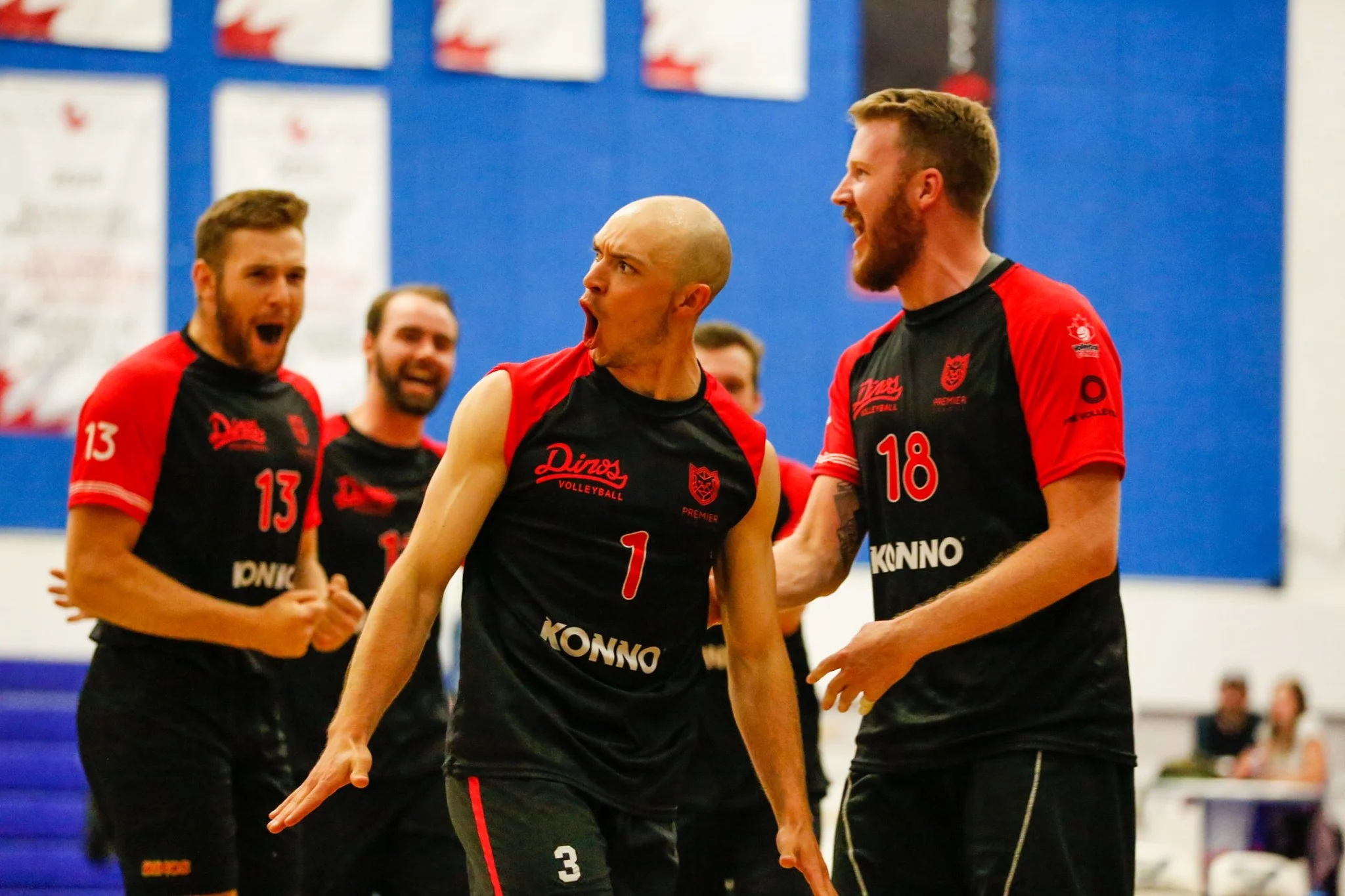 Dino’s celebrate after a huge kill by #1