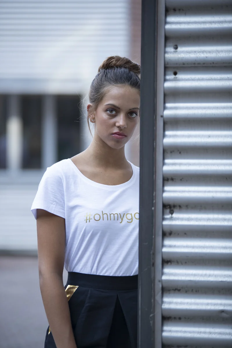t shirt oro e bianco