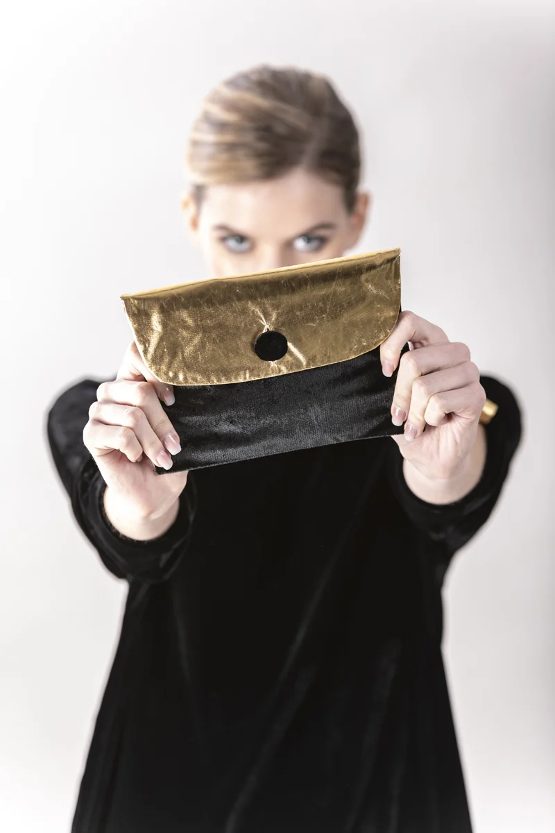 pochette nera velluto