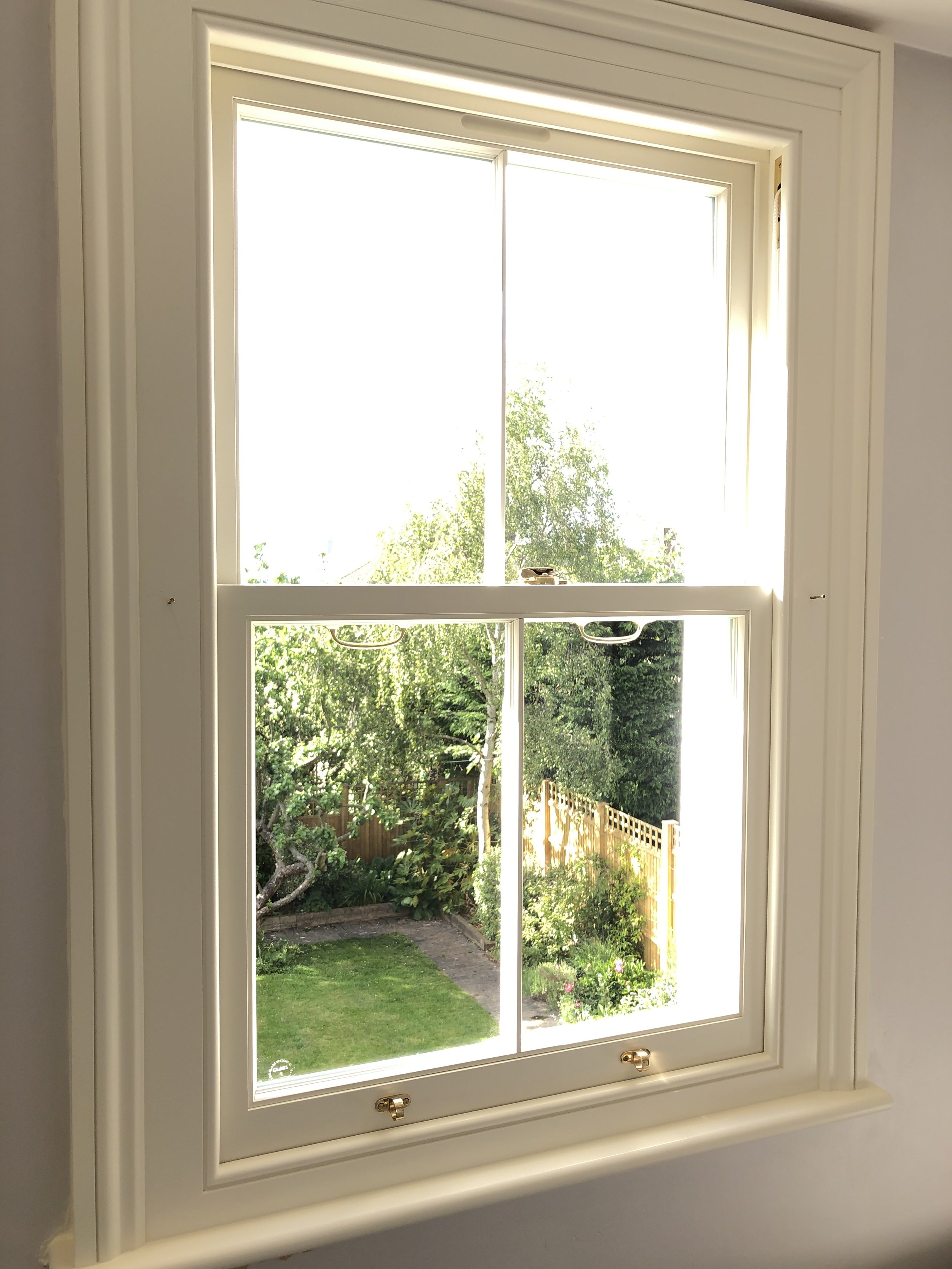 Vacuum Glazed Sash Window.JPG