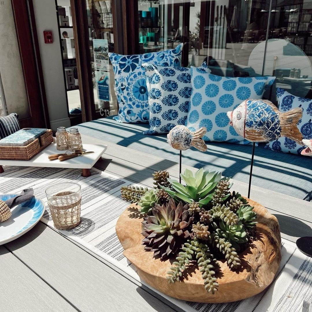 It's a new week and that's the perfect time to treat yourself and your space to a little #springrefresh! Stop by @waterleafhome to shop their latest arrivals and a beautiful collection of #MothersDay gifts.⁠
⁠
📸: @waterleafhome⁠
⁠
#DowntownManhattan