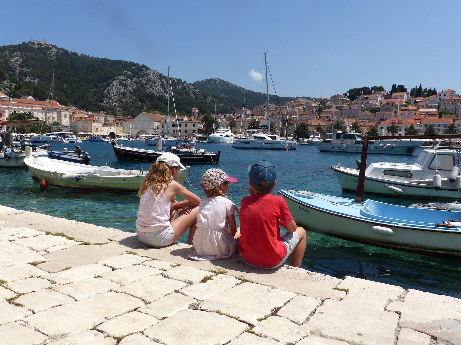hvar-town.jpg