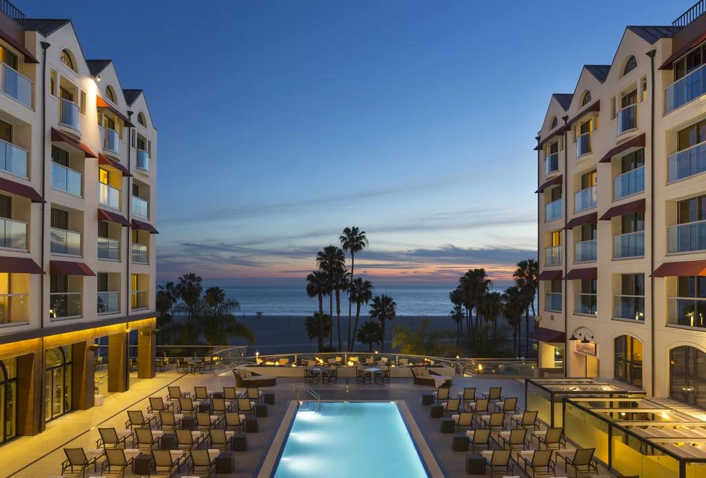 loews-santa-monica-beach4.jpg