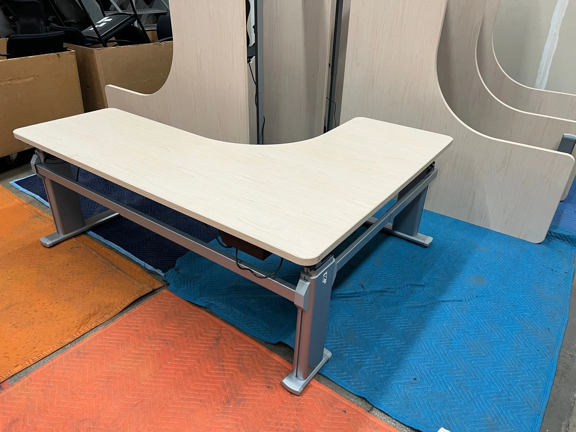 Desks Minneapolis — OEB Used Office Furniture Minneapolis