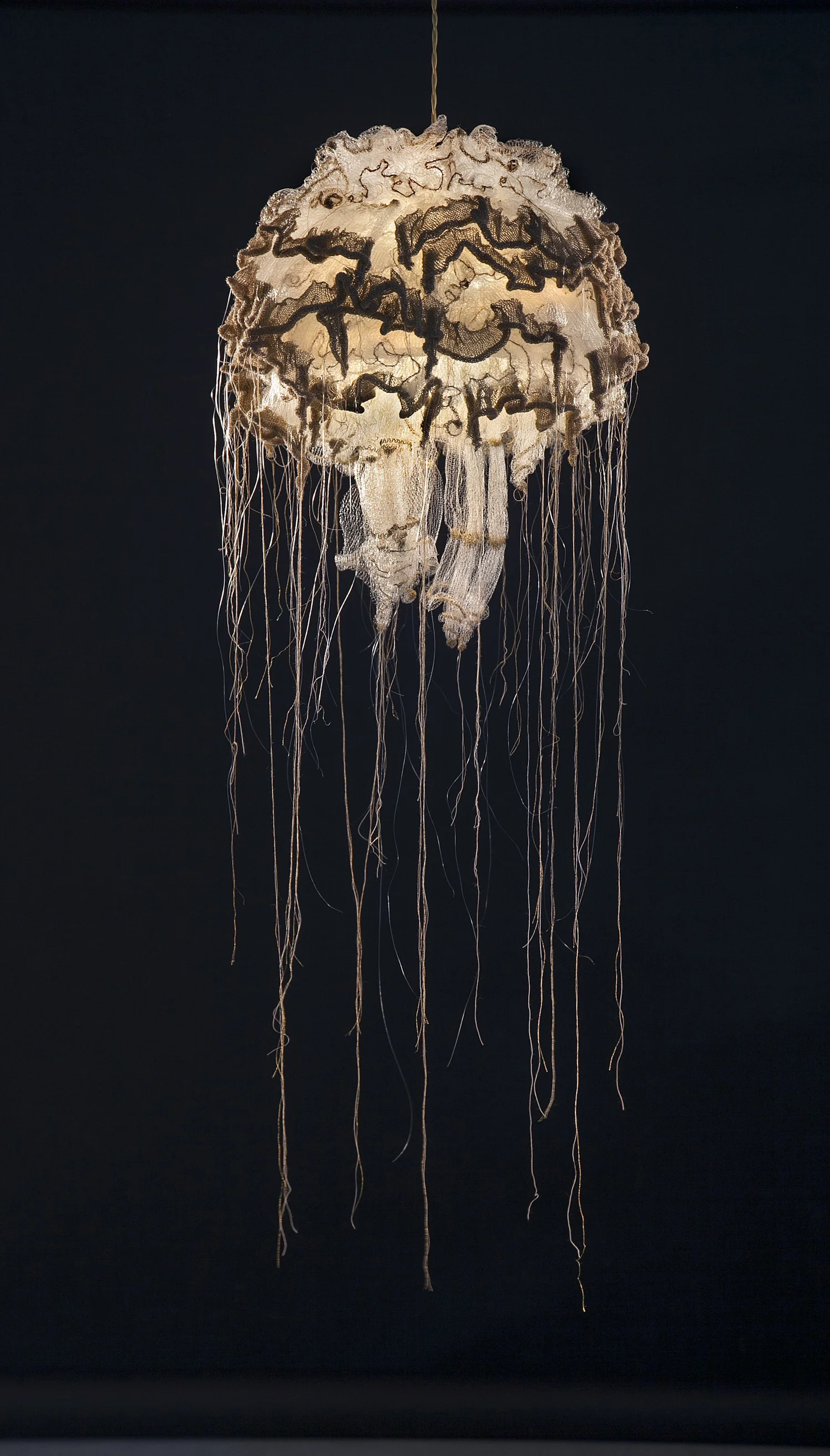 mariannejohnstad_jellyfishlamp_big.jpg
