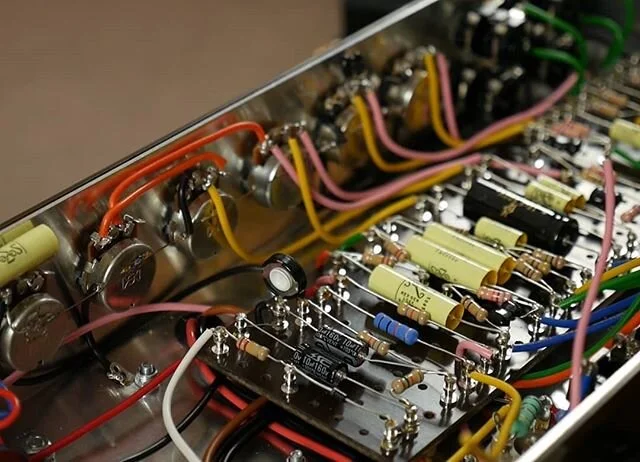 Plenty of wires to keep me occupied with this amplifier build. 
#modulusamplification #valveamp #tubeamp #guitareffects #csguitars