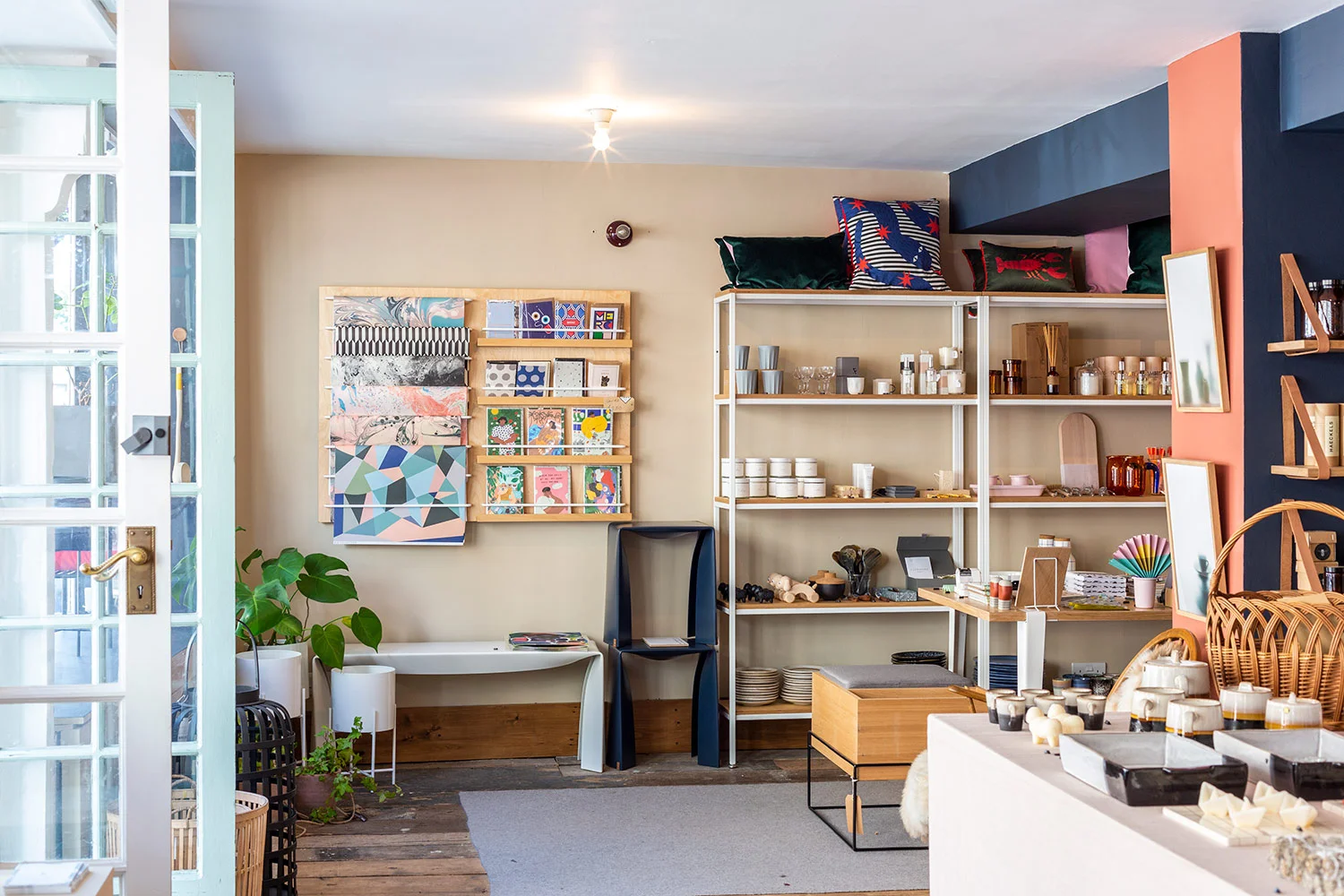 Shops-11.jpg