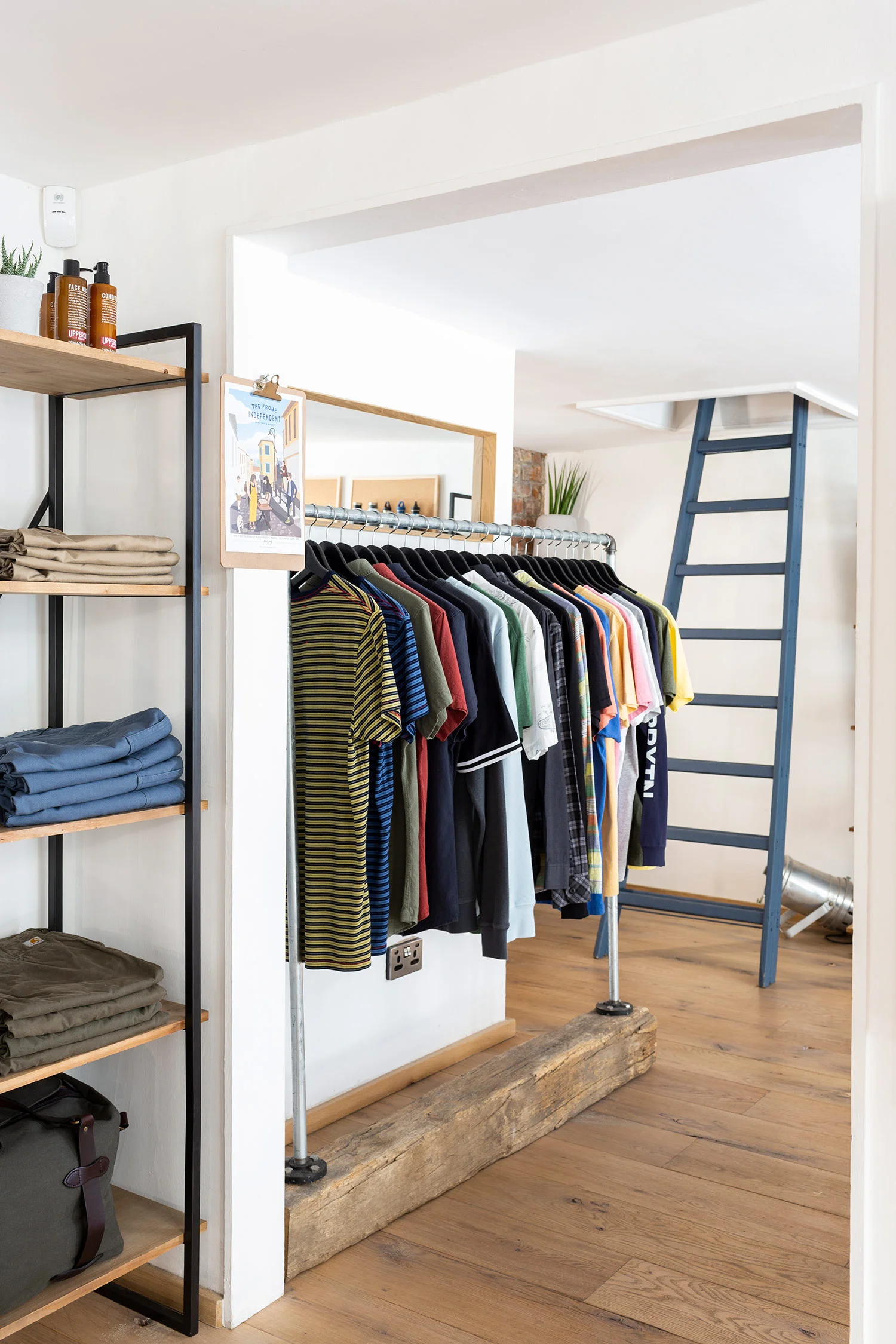 trendy-clothes-shop-nomad-frome.jpg