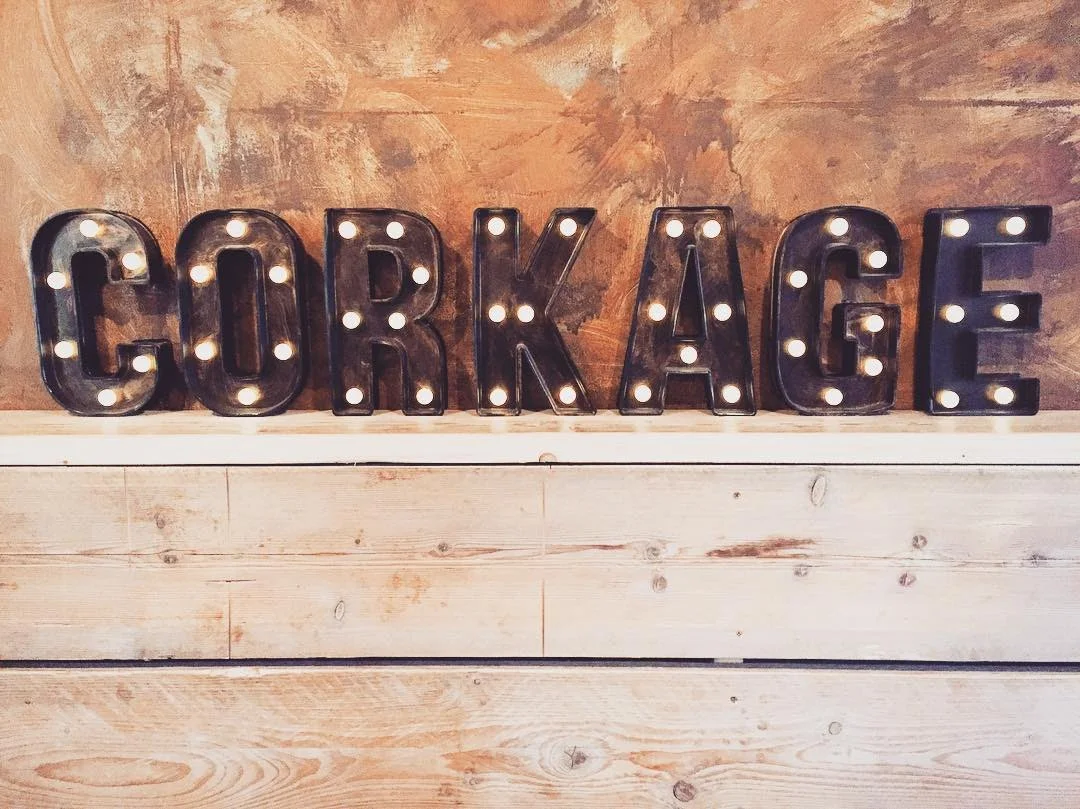 corkagebath___BPzy07NlHZk___.jpg