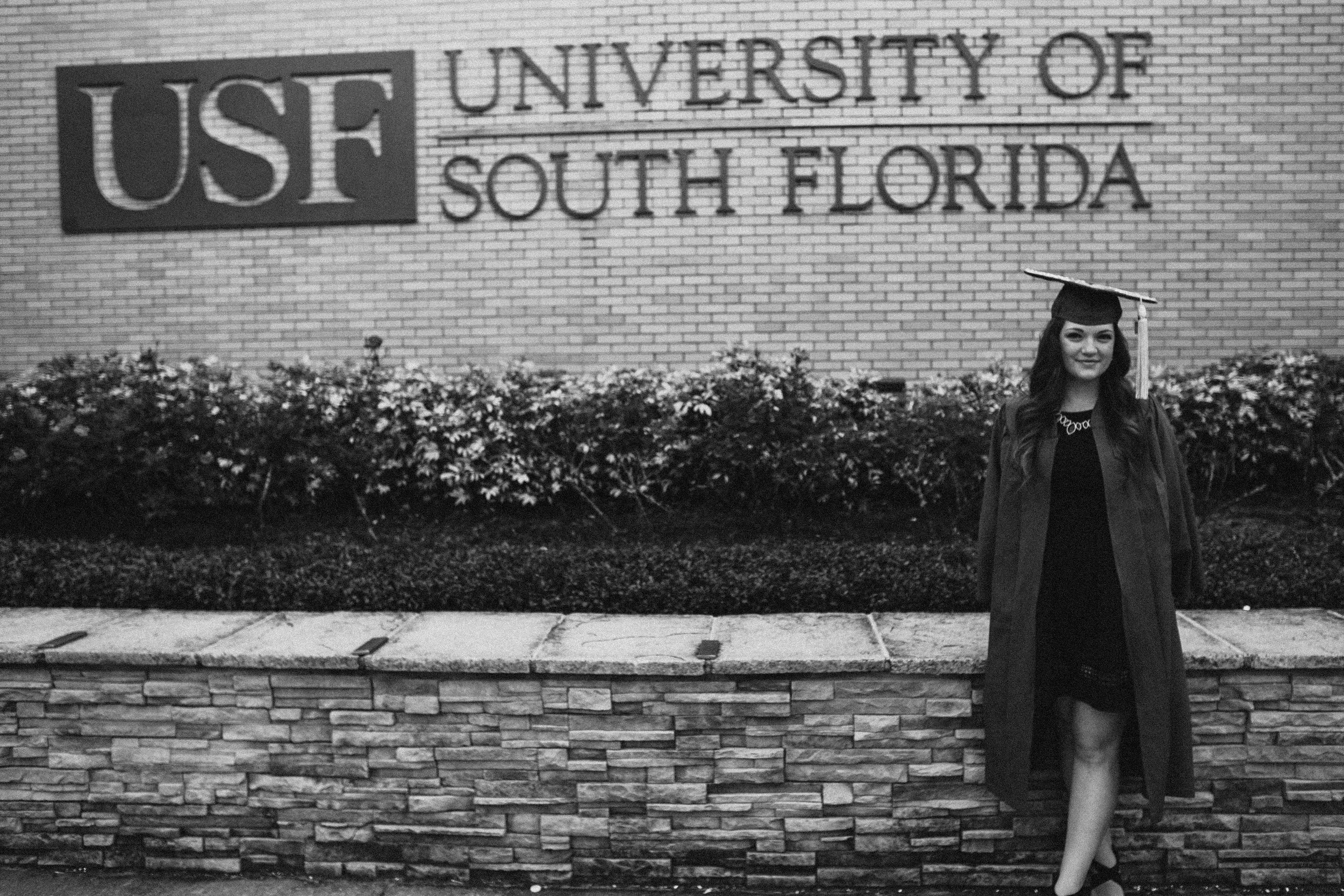 Makayla Grad Photos-15.jpeg