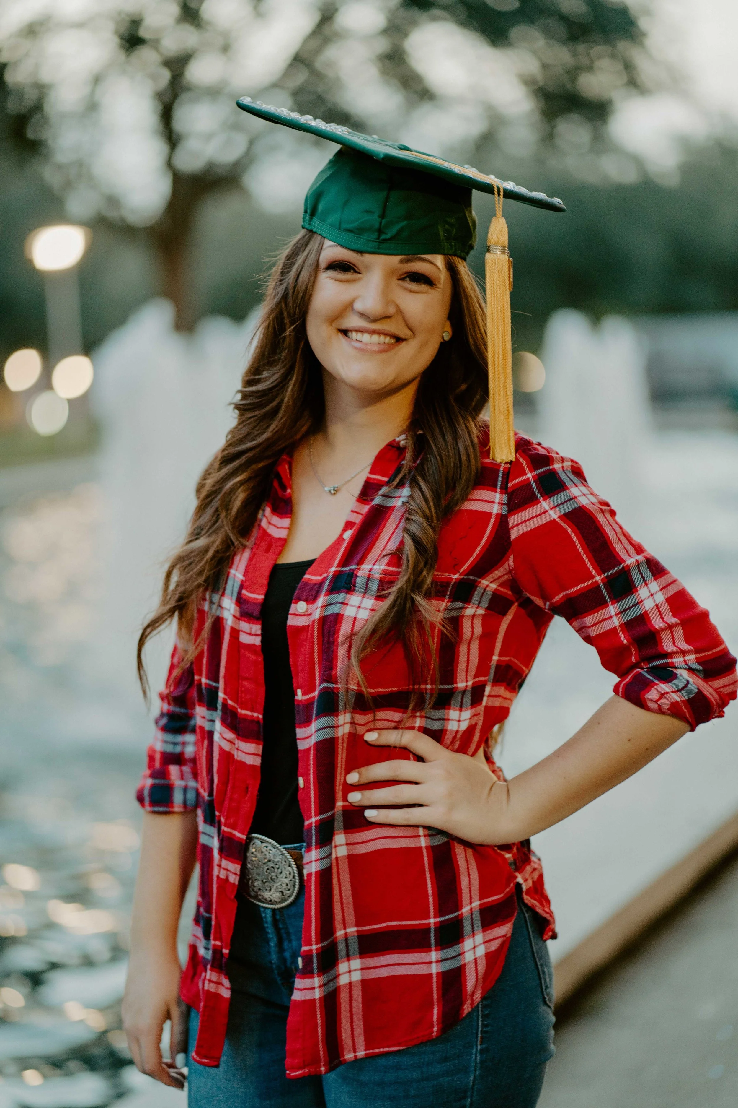 Makayla Grad Photos-33.jpeg