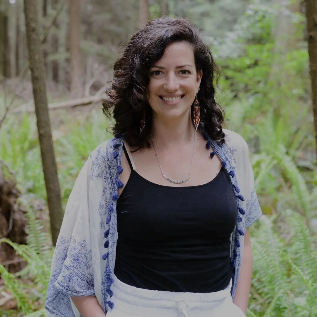 Join Krystel Harvey and Harmony Slater for a powerful journey of embodiment, breathwork, and Spinal Energetics — using the spine as a channel to move energy and open communication with the unseen.
Together, we’ll invite the presence of o