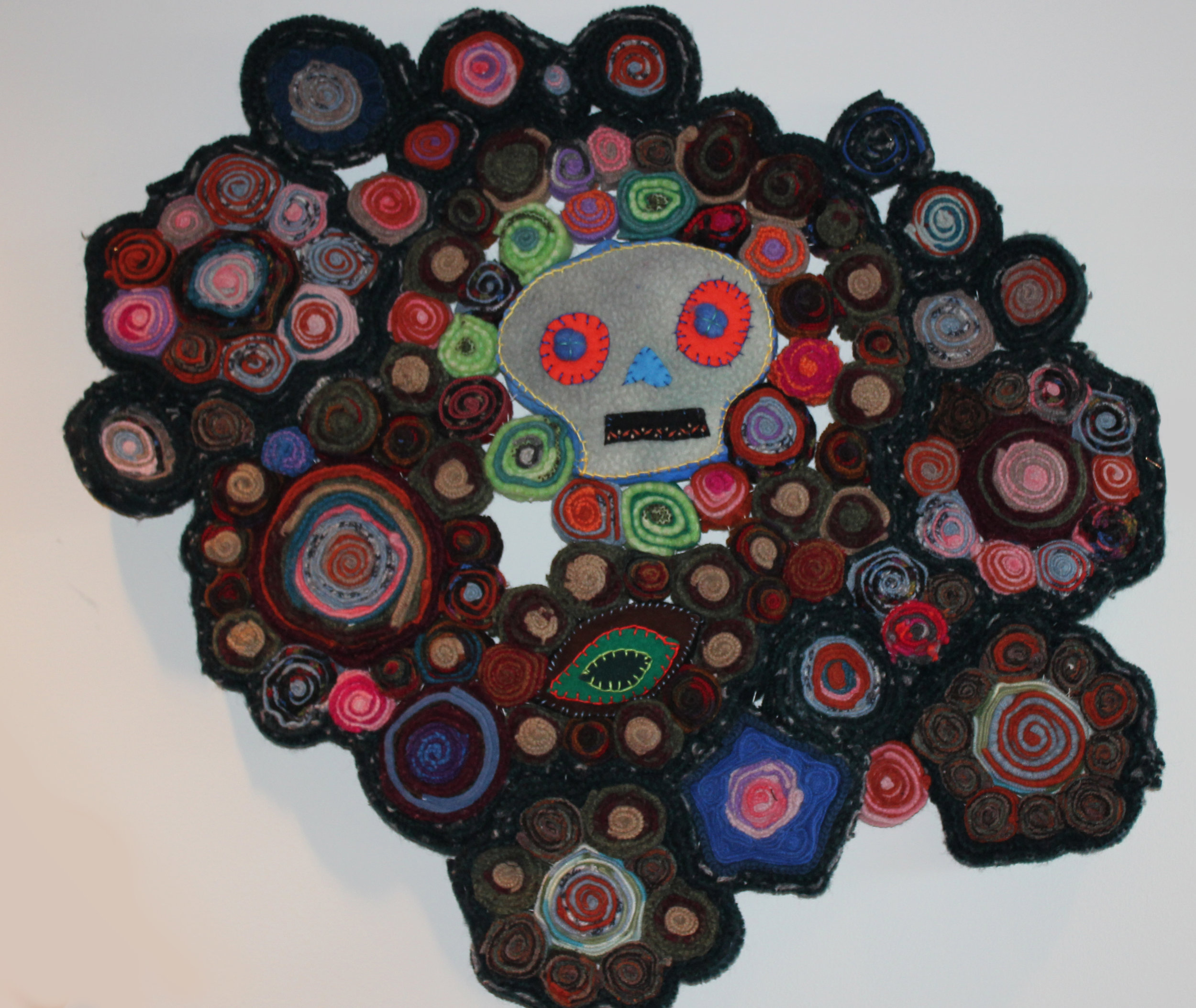 STANDING WOOL RUG
