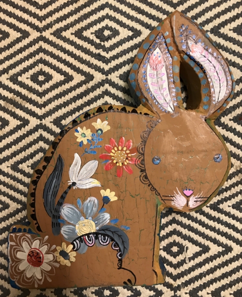 FOLK ART RABBIT