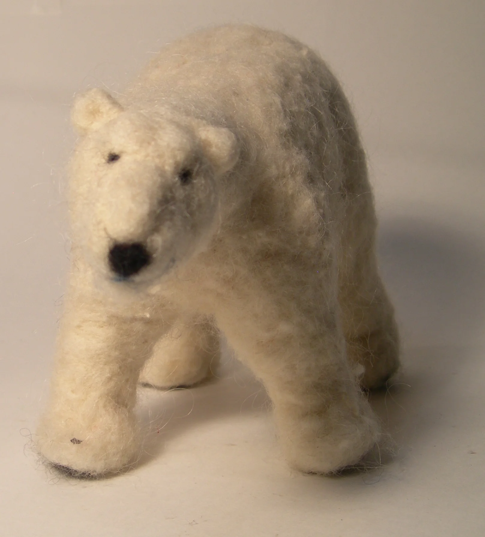 NEEDLE FELT POLAR BEAR 2