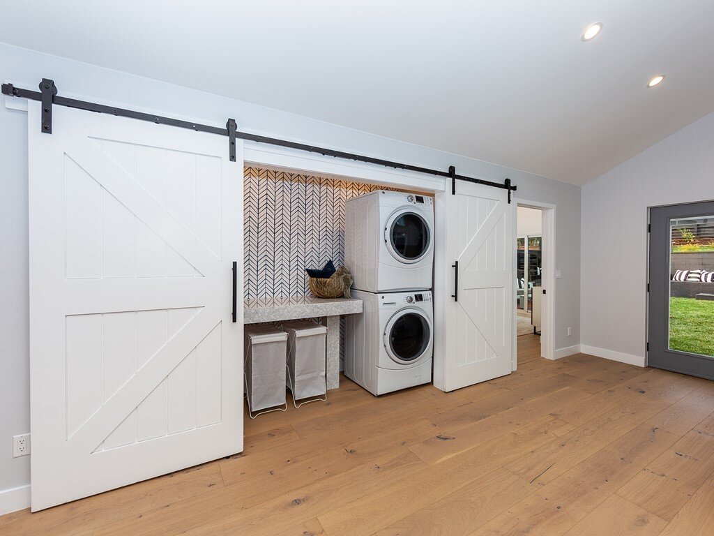 012_Laundry Area.jpg