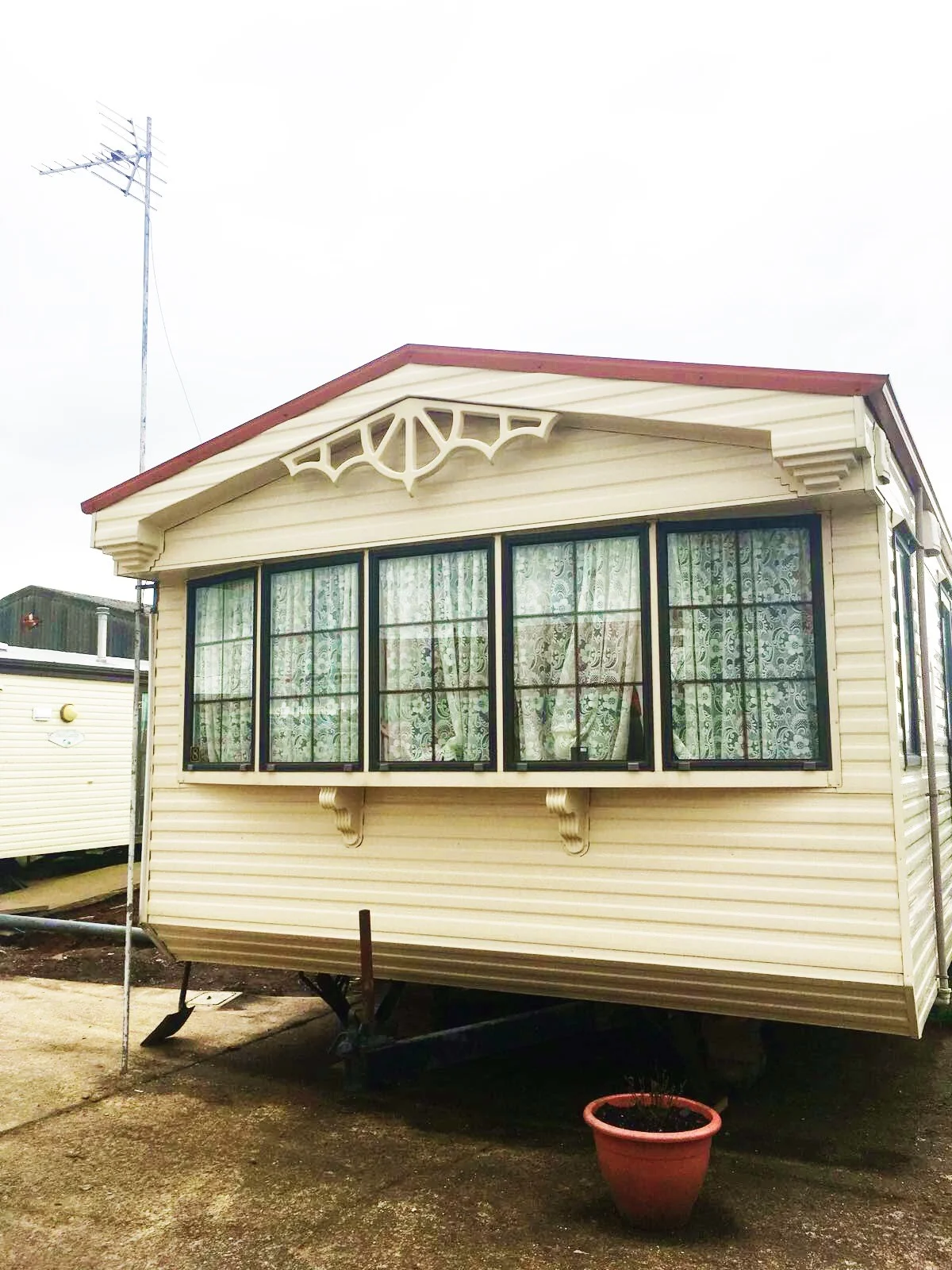 Berries_Direct_ON_SITE_ACCOMMODATION.jpg