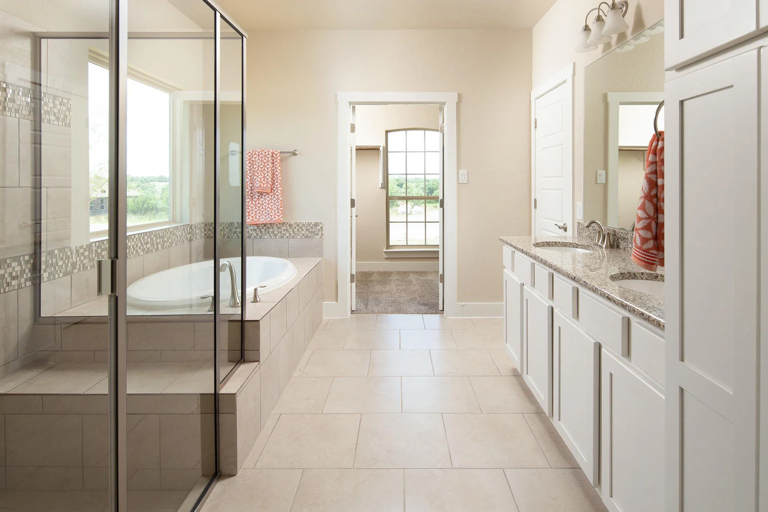 103 Jeff Vaughn Blanco TX-large-010-8-bath1-1500x1000-72dpi.jpg