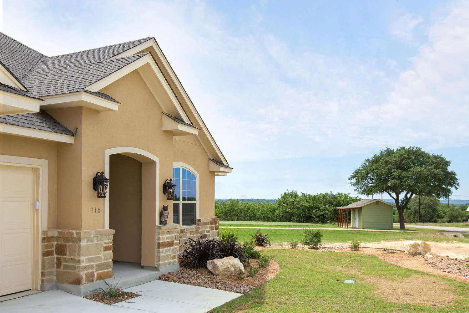 116 S Jerry Gray Blanco TX-large-022-22-ext10-1500x1000-72dpi.jpg