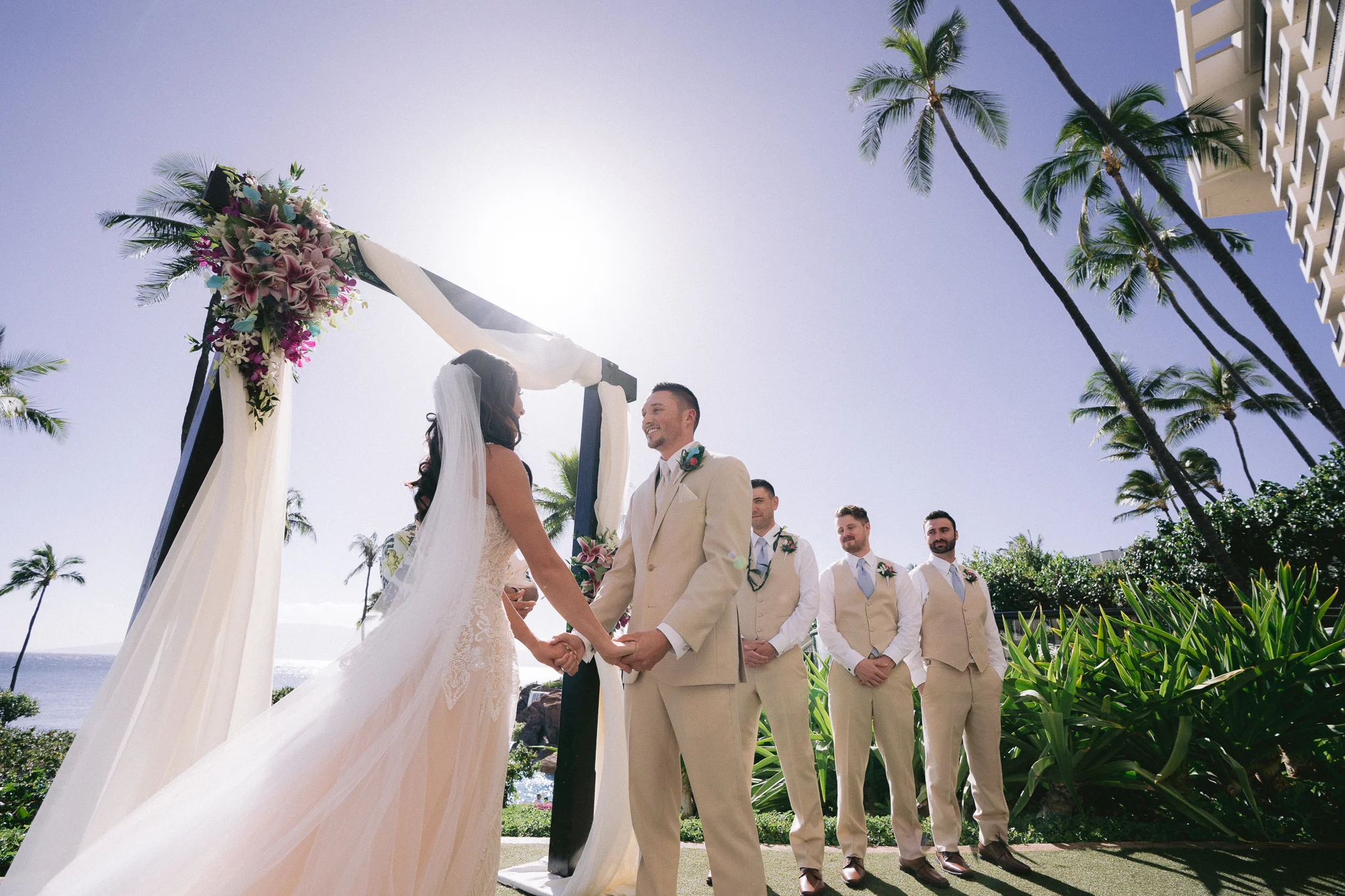 hawaii-destination-wedding-photo-6.jpg